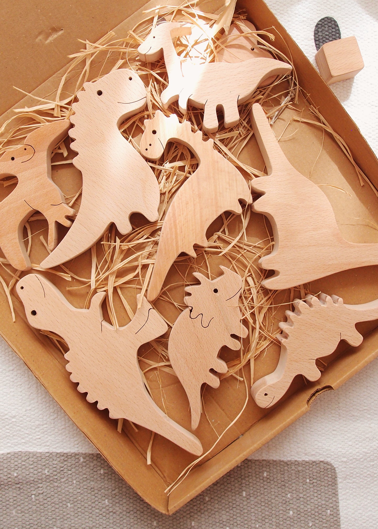 Dino Family, wooden toy set