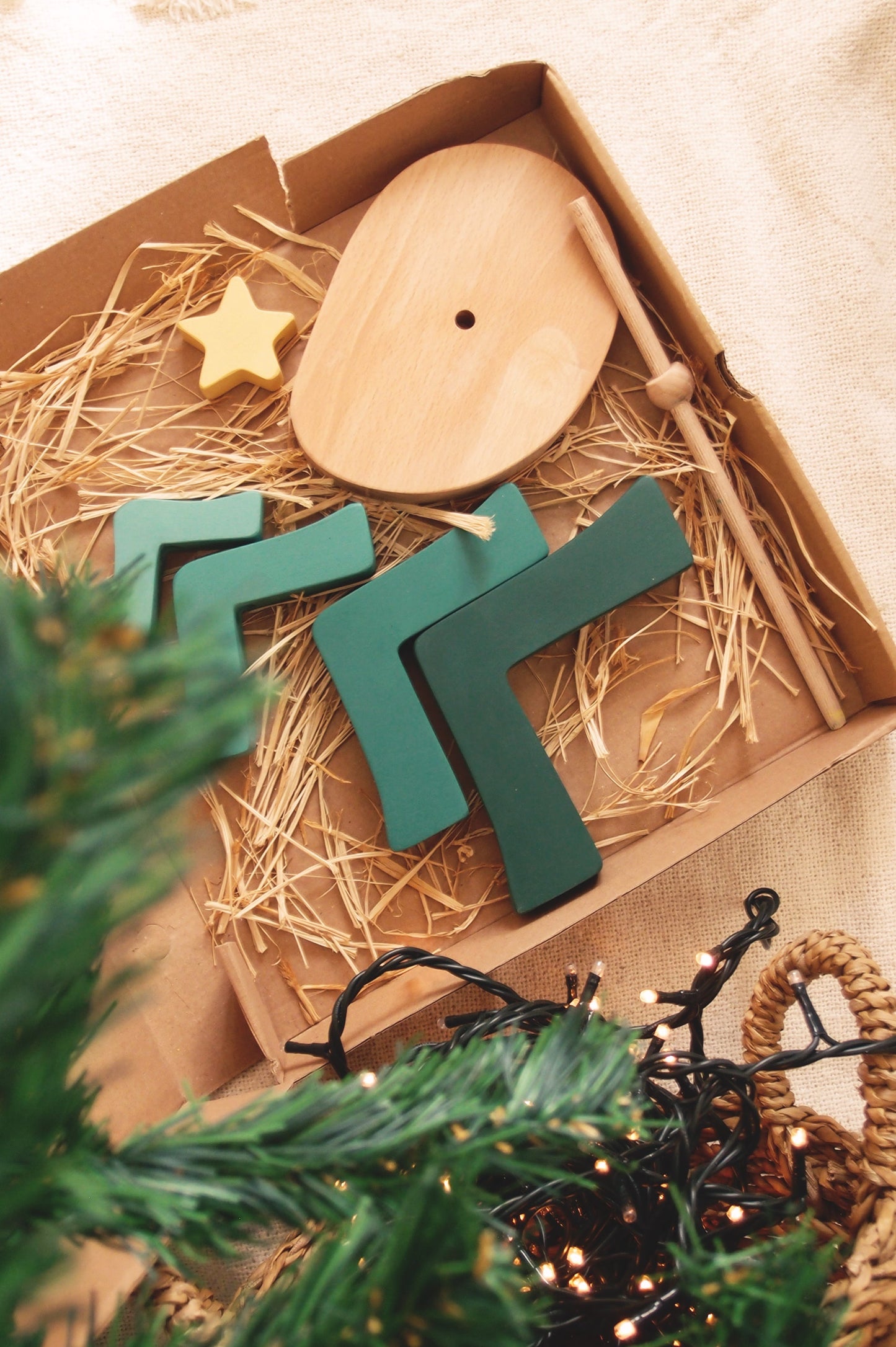 Weihnachtsbaum Holzpuzzle, 7-teilig